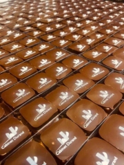 Chocolats personnalisés au logo de votre entreprise sur demande